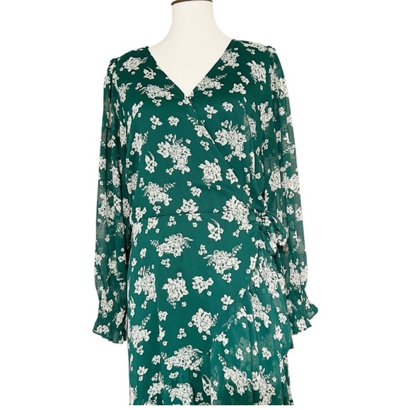 Lauren Conrad Floral Green Maxi Dress Size L - Picture 5 of 6